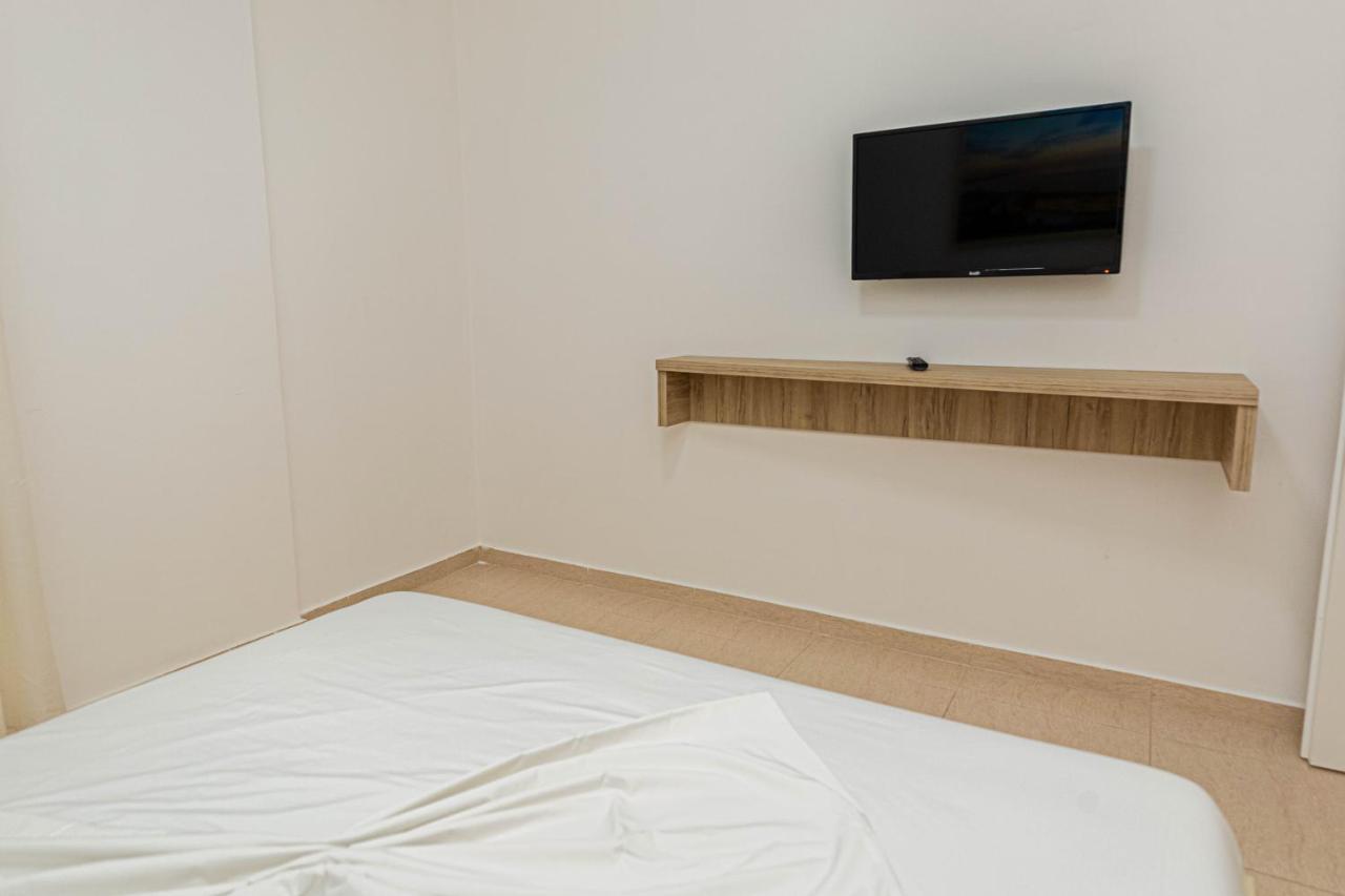 Jordan'S Hotel Vlorë Eksteriør bilde