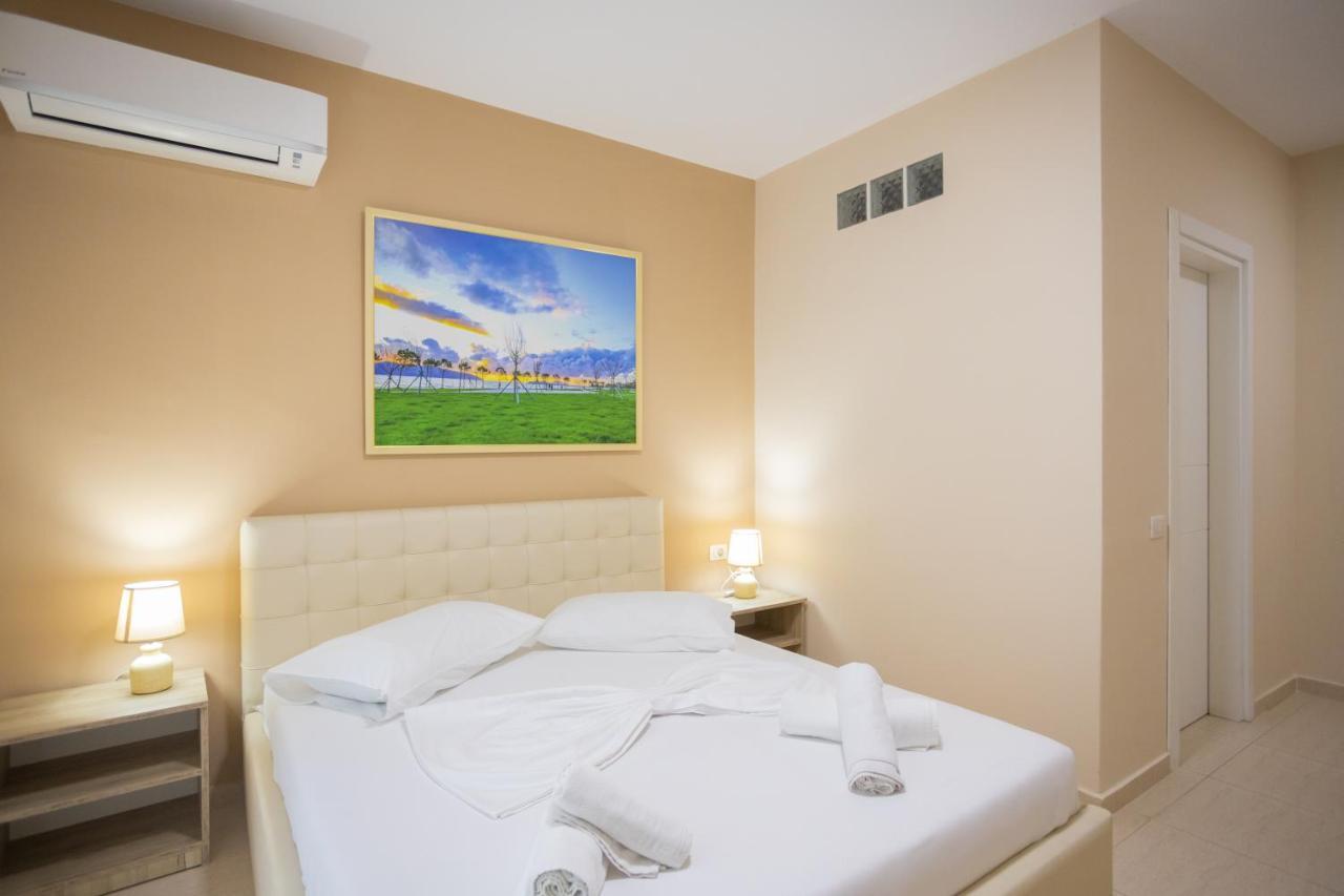 Jordan'S Hotel Vlorë Eksteriør bilde